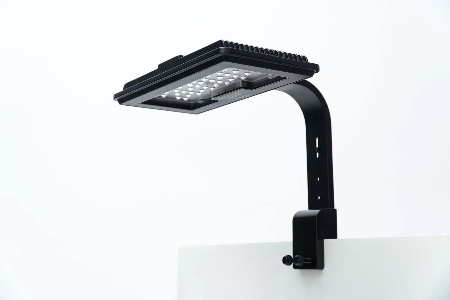 ضوء حوض السمك LED كامل الطيف م - مراجعة Refugium Light Nano وسعره